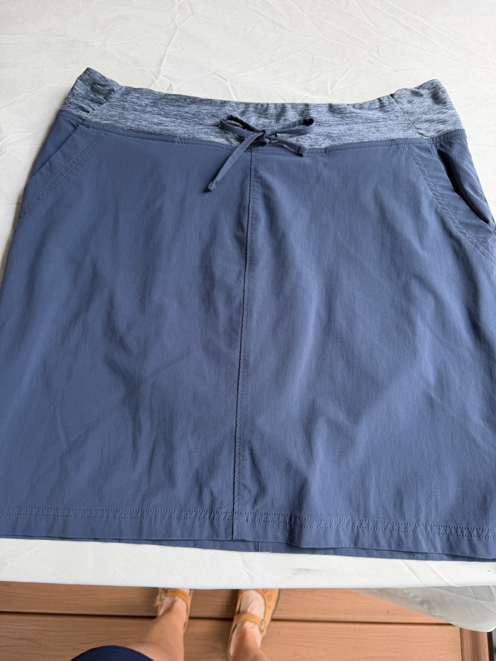 Duluth Trading Co Armachillo Cooling Blue Skort Heather Gray Waistband size L